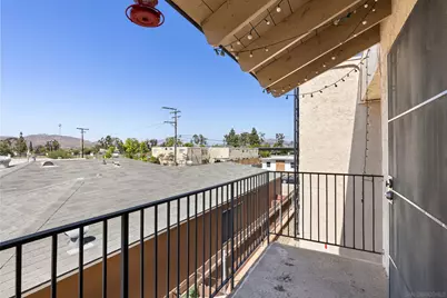  300 Roanoke Rd #13, El Cajon, CA 92020 - Photo 17