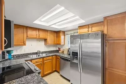  300 Roanoke Rd #13, El Cajon, CA 92020 - Photo 7