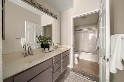  680 Camino De La Reina #2307, San Diego, CA 92108 - Photo 17