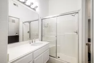 10242 Wateridge Cir, San Diego, CA 92121 - Photo 21