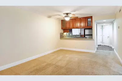  7509 Draper Ave #306, La Jolla, CA 92037 - Photo 5