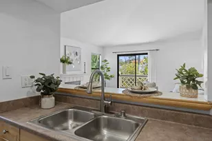 9409 Fairgrove Ln, San Diego, CA 92129 - Photo 9