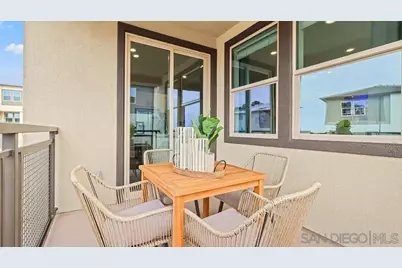  323 Honeysuckle, Oceanside, CA 92057 - Photo 7