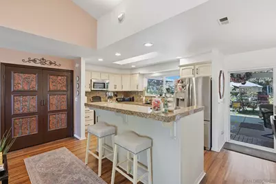  8087 Blue Lake Dr, San Diego, CA 92119 - Photo 17
