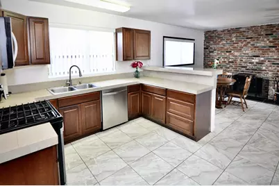  576 Douglas Street, Chula Vista, CA 91910 - Photo 9