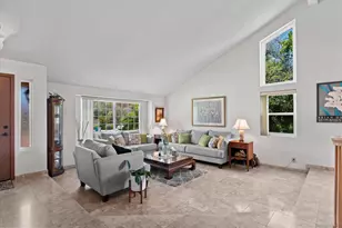 15595 Corte Montanoso, San Diego, CA 92127 - Photo 5