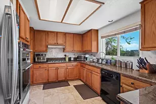 15595 Corte Montanoso, San Diego, CA 92127 - Photo 11