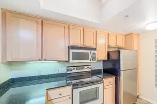 2400 Fifth Ave, San Diego, CA 92101 - Photo 3