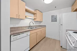 425 W Beech, San Diego, CA 92101 - Photo 5