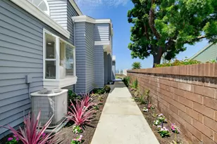7111 Linden, Carlsbad, CA 92011 - Photo 23