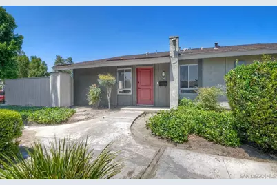  440 Parkside Dr, Oceanside, CA 92058 - Photo 1