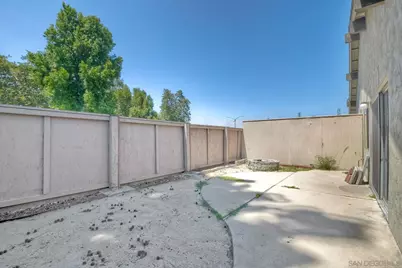  440 Parkside Dr, Oceanside, CA 92058 - Photo 27