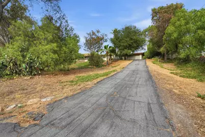  916 Country Club, Escondido, CA 92029 - Photo 21