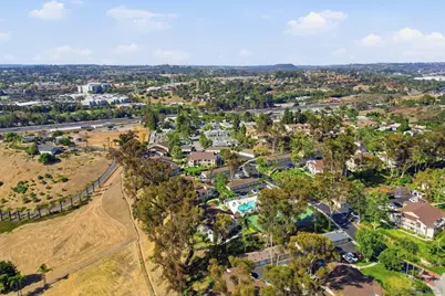  225 Diamond #111, Vista, CA 92083 - Photo 23