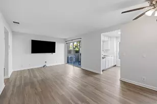 225 Diamond, Vista, CA 92083 - Photo 5