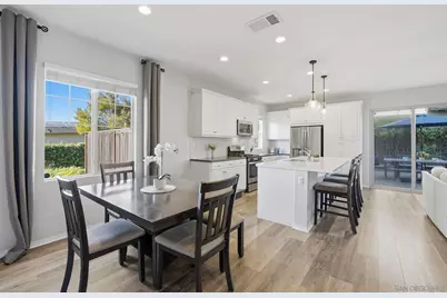  310 Dahlia Way, El Cajon, CA 92020 - Photo 5