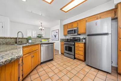  395 Whispering Willow Dr. #D, Santee, CA 92071 - Photo 7