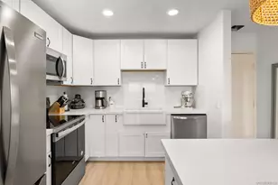 4015 Crown Point, San Diego, CA 92109 - Photo 11