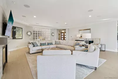  464 Prospect St #101, La Jolla, CA 92037 - Photo 9