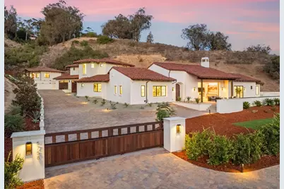  5758 Las Palomas, Rancho Santa Fe, CA 92067 - Photo 1