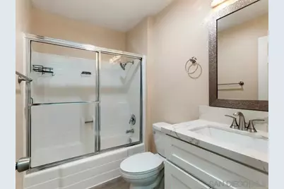  2094 E Grand Ave #7, Escondido, CA 92027 - Photo 11