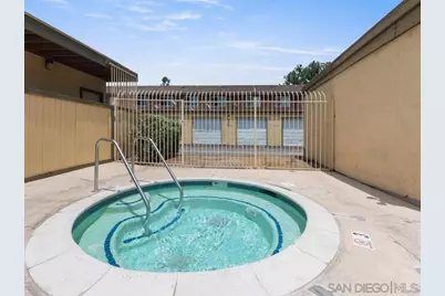  2094 E Grand Ave #7, Escondido, CA 92027 - Photo 21
