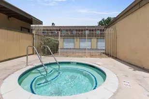 2094 E Grand Ave, Escondido, CA 92027 - Photo 21