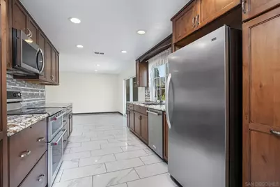  10772 Avenida Roberta, Spring Valley, CA 91978 - Photo 13