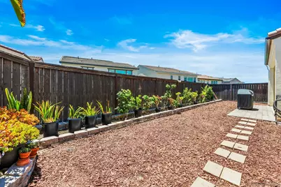  1138 Camino Levante, Chula Vista, CA 91913 - Photo 25
