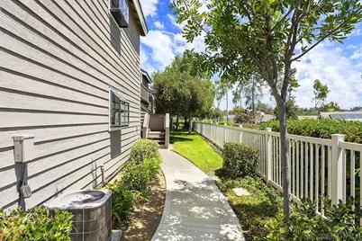  1059 Shadowridge Drive #7, Vista, CA 92081 - Photo 7