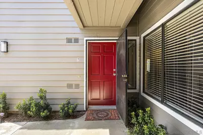  1059 Shadowridge Drive #7, Vista, CA 92081 - Photo 9