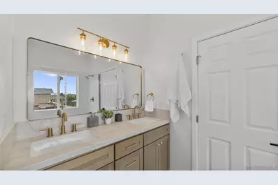  570 Emory St #B, Imperial Beach, CA 91932 - Photo 9