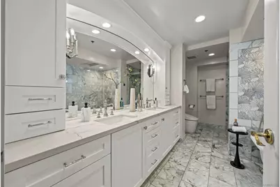  200 Harbor #2701, San Diego, CA 92101 - Photo 5