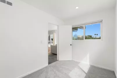  2035 Caminito El Canario, La Jolla, CA 92037 - Photo 11