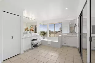 2035 Caminito El Canario, La Jolla, CA 92037 - Photo 15