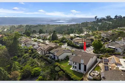  2035 Caminito El Canario, La Jolla, CA 92037 - Photo 25