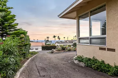  8511 Avenida De Las Ondas, La Jolla, CA 92037 - Photo 7