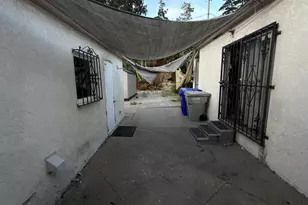 2691 Reynard, San Diego, CA 92103 - Photo 17