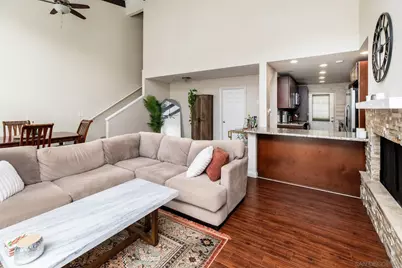  2544 Navarra Dr #4, Carlsbad, CA 92009 - Photo 9
