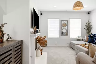 10542 Sanshey Ln, San Diego, CA 92127 - Photo 7