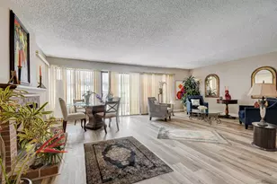 8087 Caminito Mallorca, La Jolla, CA 92037 - Photo 19