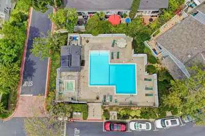  8087 Caminito Mallorca, La Jolla, CA 92037 - Photo 5