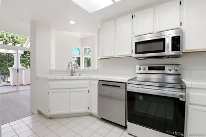  7225 Calabria Ct #92, San Diego, CA 92122 - Photo 9