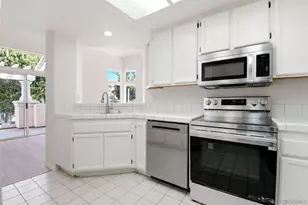 7225 Calabria Ct, San Diego, CA 92122 - Photo 9