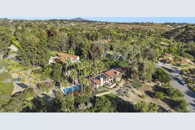  17335 Via Del Bravo, Rancho Santa Fe, CA 92067 - Photo 37