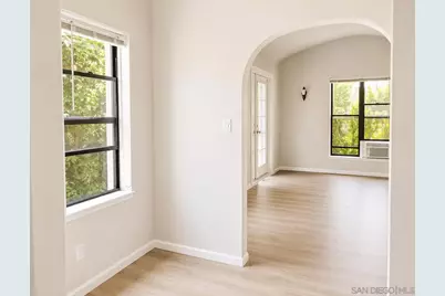  950-958 B Avenue, Coronado, CA 92118 - Photo 9