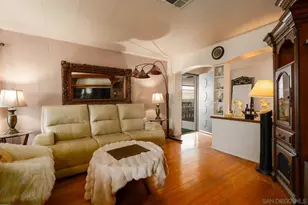 718 Sycamore Ave, Vista, CA 92083 - Photo 3