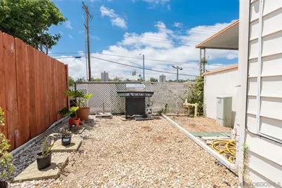  718 Sycamore Ave #73, Vista, CA 92083 - Photo 19