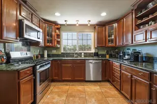 637 Tiffany, Chula Vista, CA 91910 - Photo 9