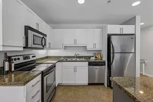 206 Park Blvd, San Diego, CA 92101 - Photo 13